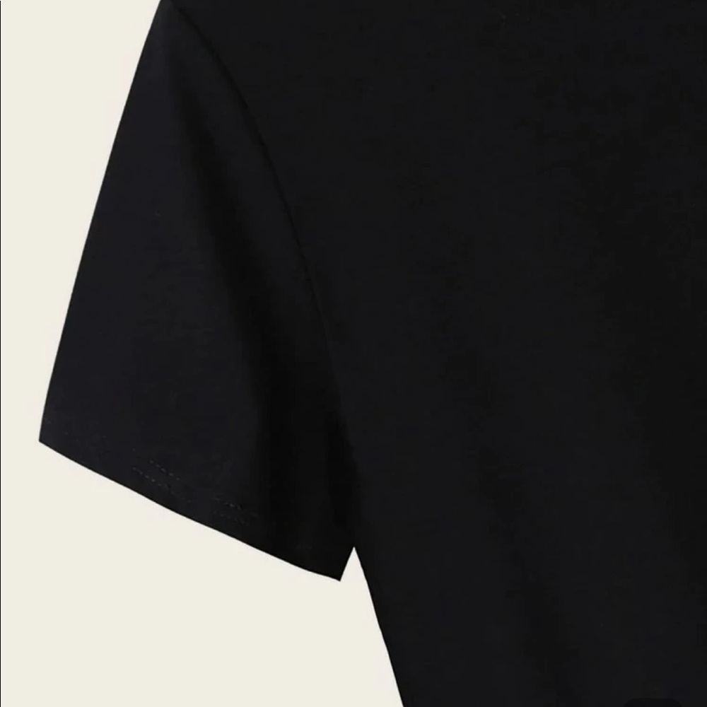 ๐ Black โBlessedโ T-Shirt - Picture 3 of 4